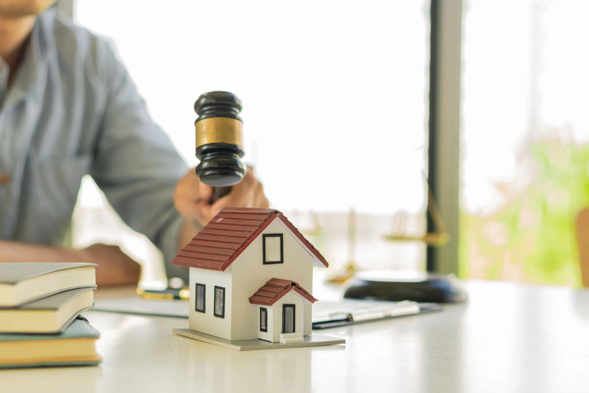 Maximizing Profits: How Real Estate Auctions Work